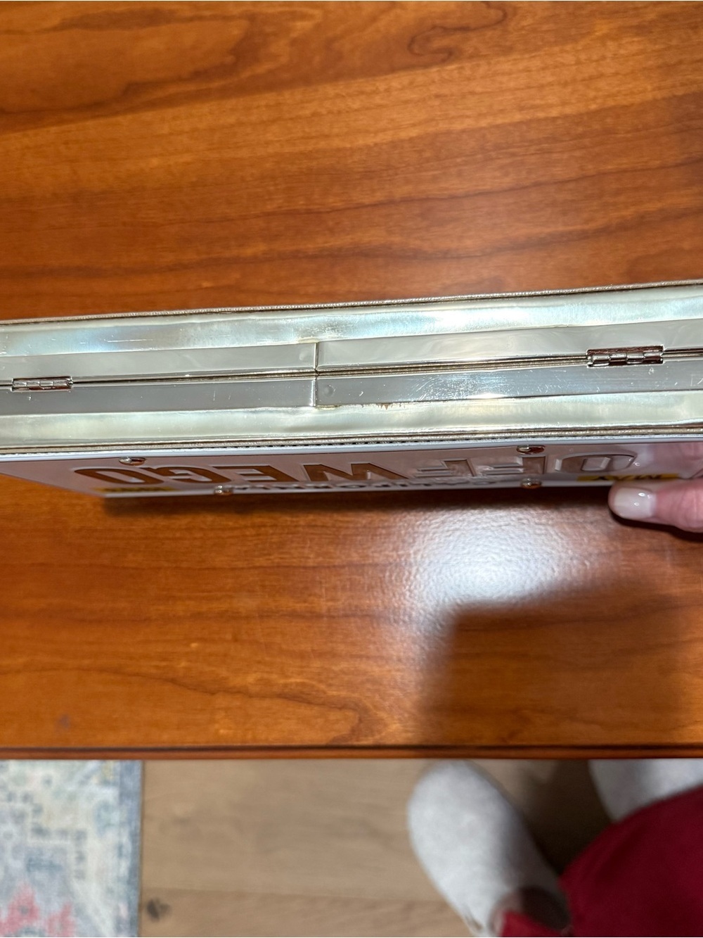 Kate Spade Clutch "Off We Go" California License Plate Clutch Collector’s Item - Picture 9 of 12